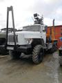 Лесовозный тягач Урал 5557 с ГМ Велмаш VM10L